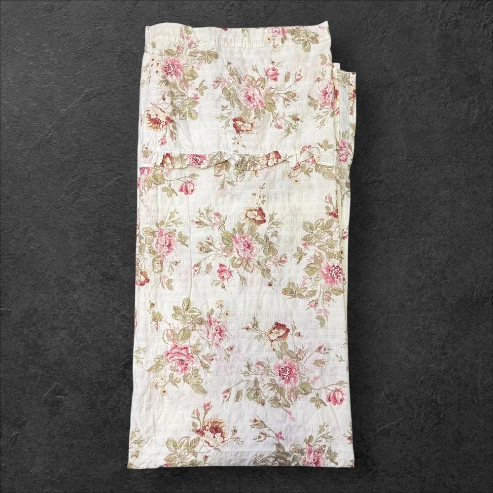 Sam Hedaya‎ Floral Rose Shower Curtain Pink Cream Ruffled Seersucker